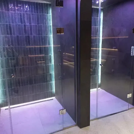 Mr. O Woodside Appartement